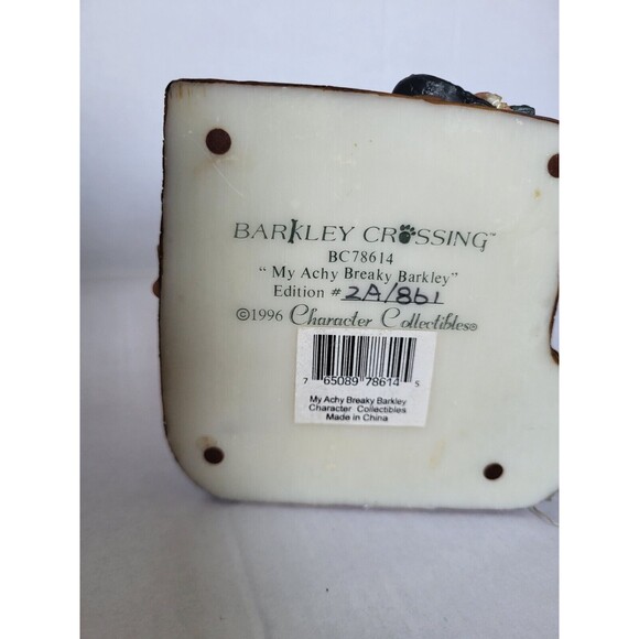 1996 Barkley Crossing My Achy Breaky Barkley Figurine Character Sick Dog In Bed - Picture 9 of 9